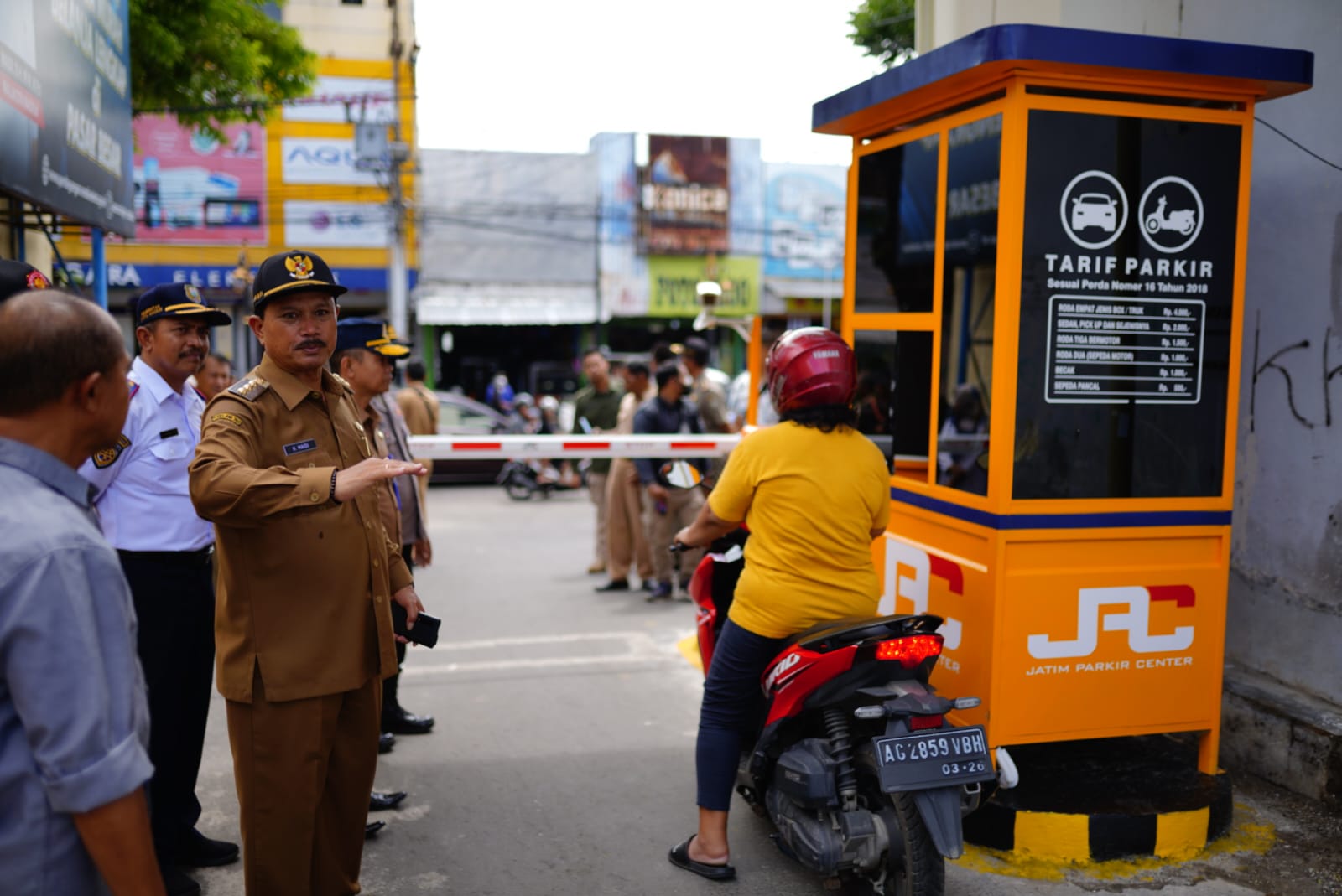 Cegah Kebocoran Retribusi, Pemkot Madiun Berlakukan Parkir Elektronik di Pasar Besar
