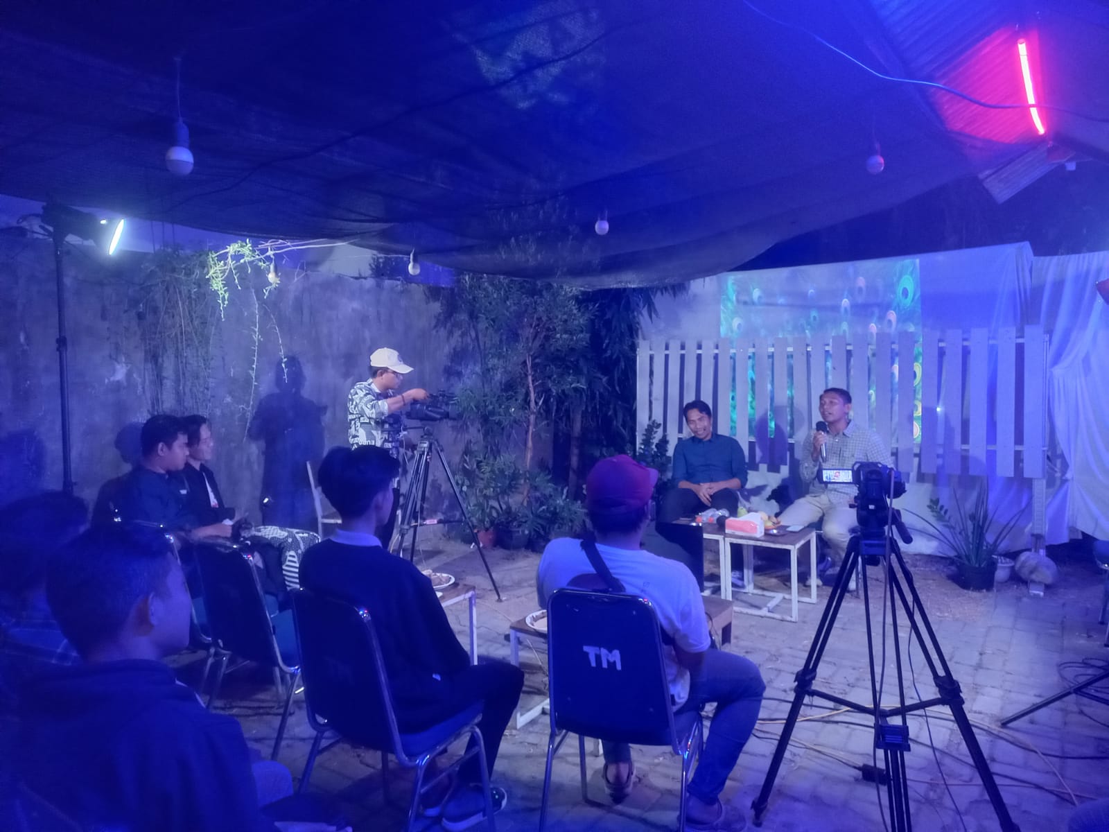 Seratusan Pemuda Ngopi Gayeng Bareng Bupati Madiun; Ini yang Dibahas…