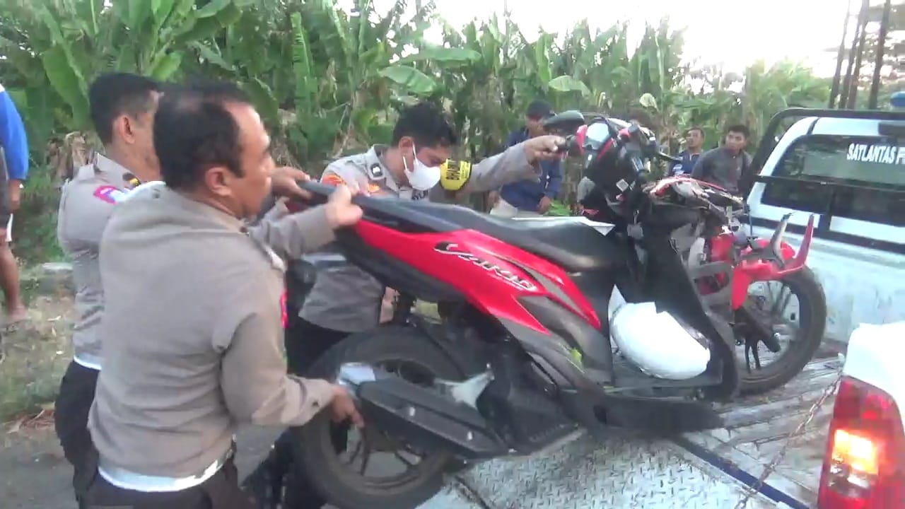 Pengendara Motor Meninggal Dunia Tertimpa Pohon saat Melintas di Ring Road Madiun