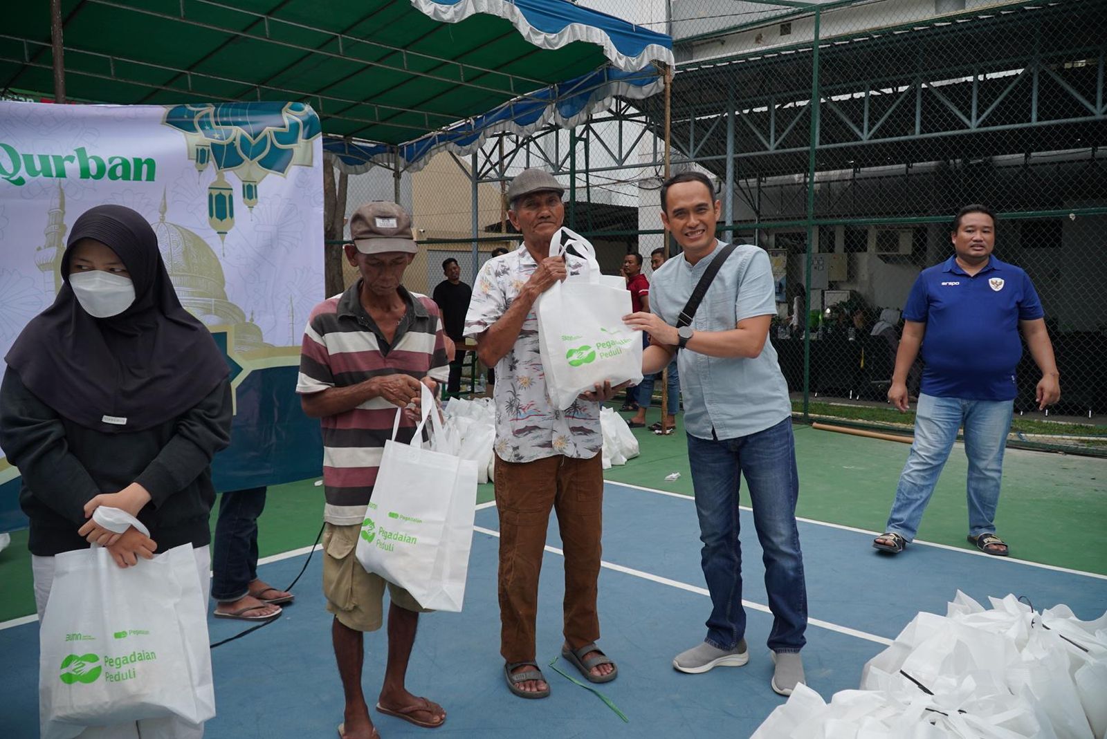 PT Pegadaian Kanwil XI Semarang Salurkan 70 Ekor Hewan Kurban di Momen Iduladha 2025