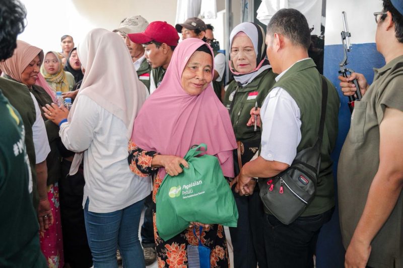 Hadirkan Aksi Nyata, Pegadaian Salurkan 1.000 Paket Sembako kepada Ikatan Pemulung Indonesia