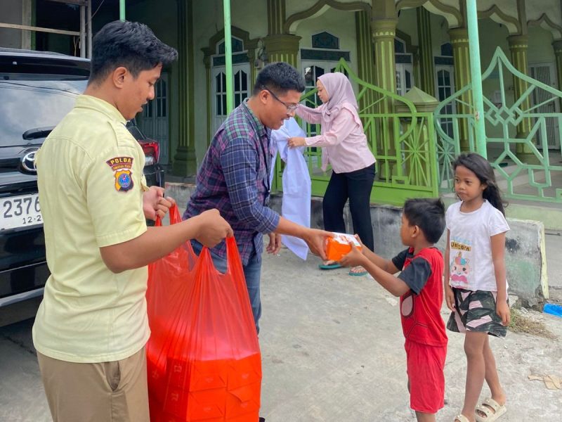 Mengetuk Pintu Langit, Pegadaian Salurkan Bantuan untuk Masyarakat Medan