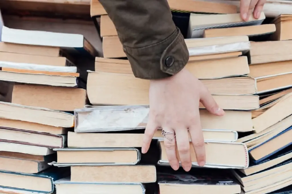 Panduan Cara Menerbitkan Buku dengan ISBN, Gak Pakai Ribet!