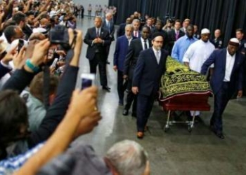 Ribuan Orang Hadiri Shalat Jenazah Muhammad Ali