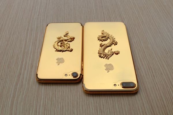 Unik Studio asal Vietnam ini membuat iPhone 7 anda semakin terlihat mewah