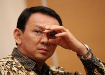 KASUS DUGAAN PENISTAAN AGAMA: Ahok Tersangka