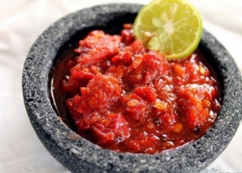 TIPS KULINER: Berikut Cara Agar Tidak Kepanasan Saat Makan Sambal