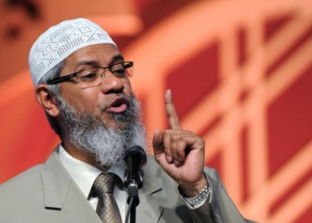 BERITA NASIONAL : Zakir Naik Datangi Indonesia Selama 10 Hari di 6 Kota di Indonesia
