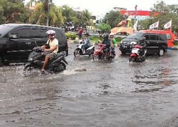 DINAMIKA 103 : Solo yang Mudah Tergenang