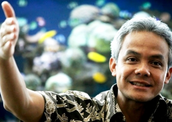 Ini Cara Gubernur Ganjar Menghadapi Pembuli Social Media dan Penyebar Hoax