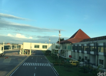 Penerbangan Bandara Adi Sumarmo Kembali Normal Usai Disergap Kabut Tebal
