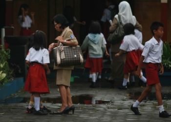 Serba Serbi Hari Pertama Masuk Sekolah