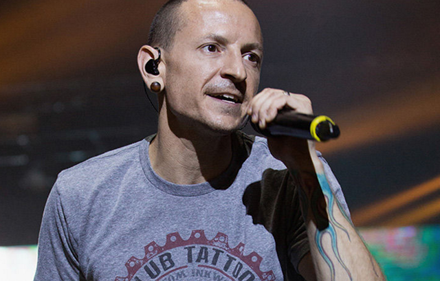 Chester Linkin Park bunuh diri, Mike Shinoda Sangat Berduka