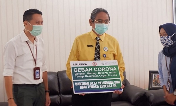 Gebah Corona Kembali Salurkan Bantuan APD Untuk Tenaga Kesehatan