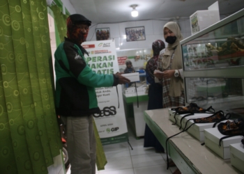 Operasi Makan Gratis Bersama GASS di Jakarta