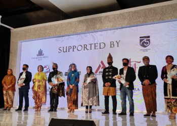 Pertiwi Solo dan The Sunan Hotel Gelar Fashion Show Virtual
