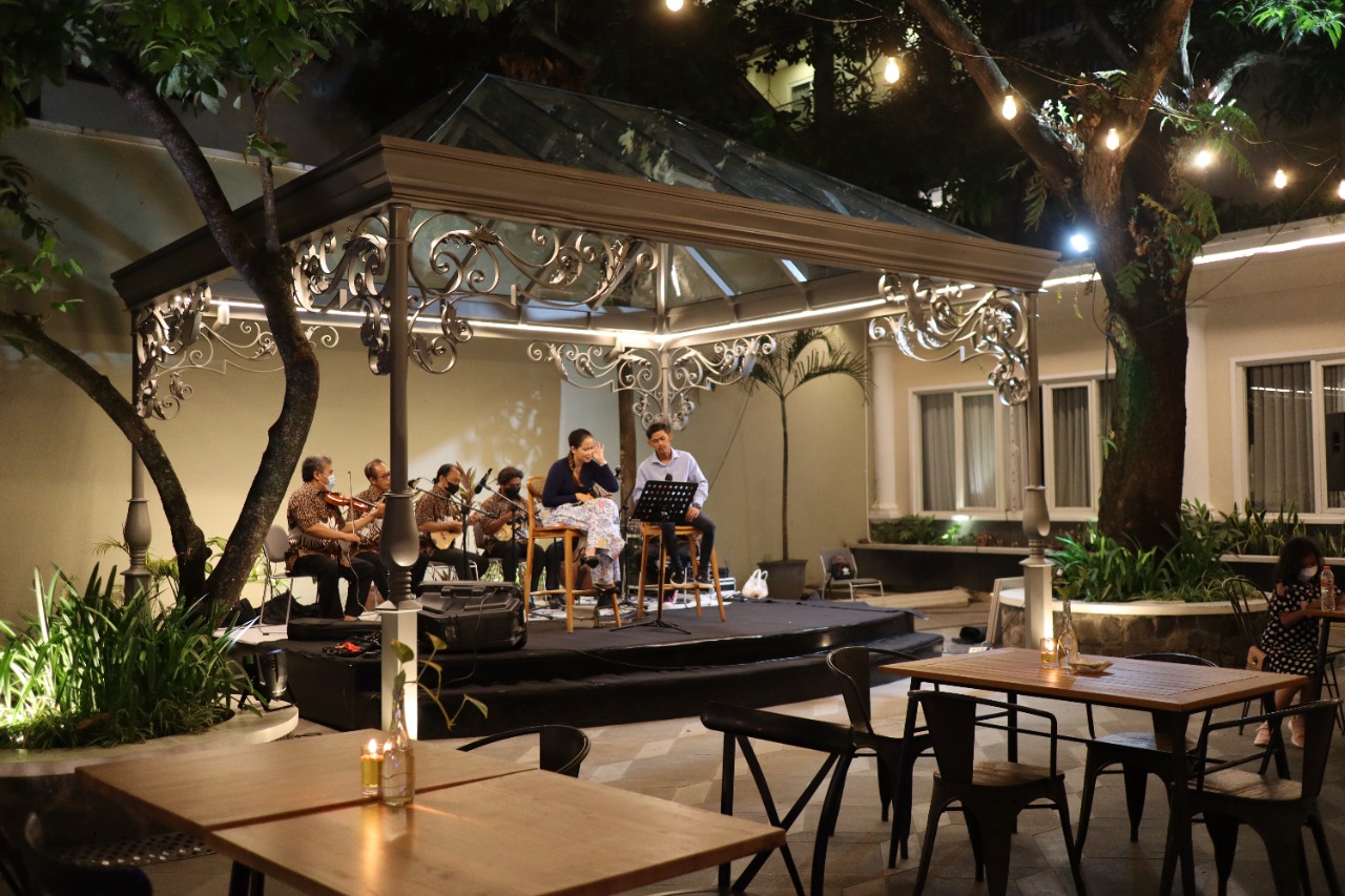 Canting Londo Kitchen Angkat Musik Keroncong