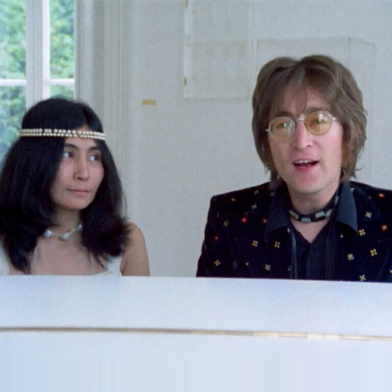 John Lennon dan Yoko Ono pencipta lagu lawas Imagine