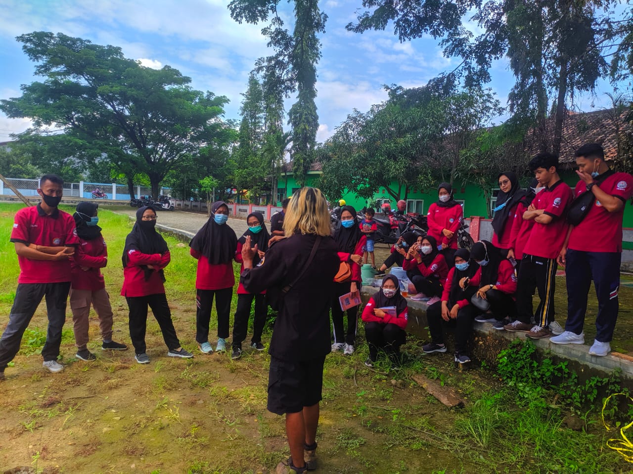 Jendela Komunitas Bersama Komunitas Oemah Ulo
