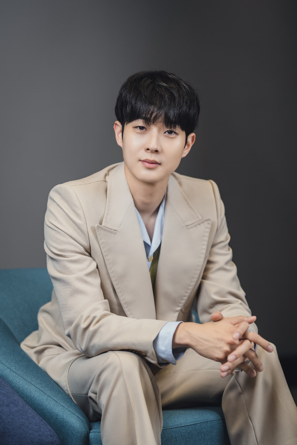 Choi Woo Shik Berikan Pendapatnya Terkait Tokoh Choi Woong yang Diperankannya
