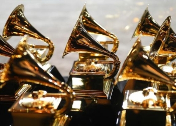 Grammy Ditunda
