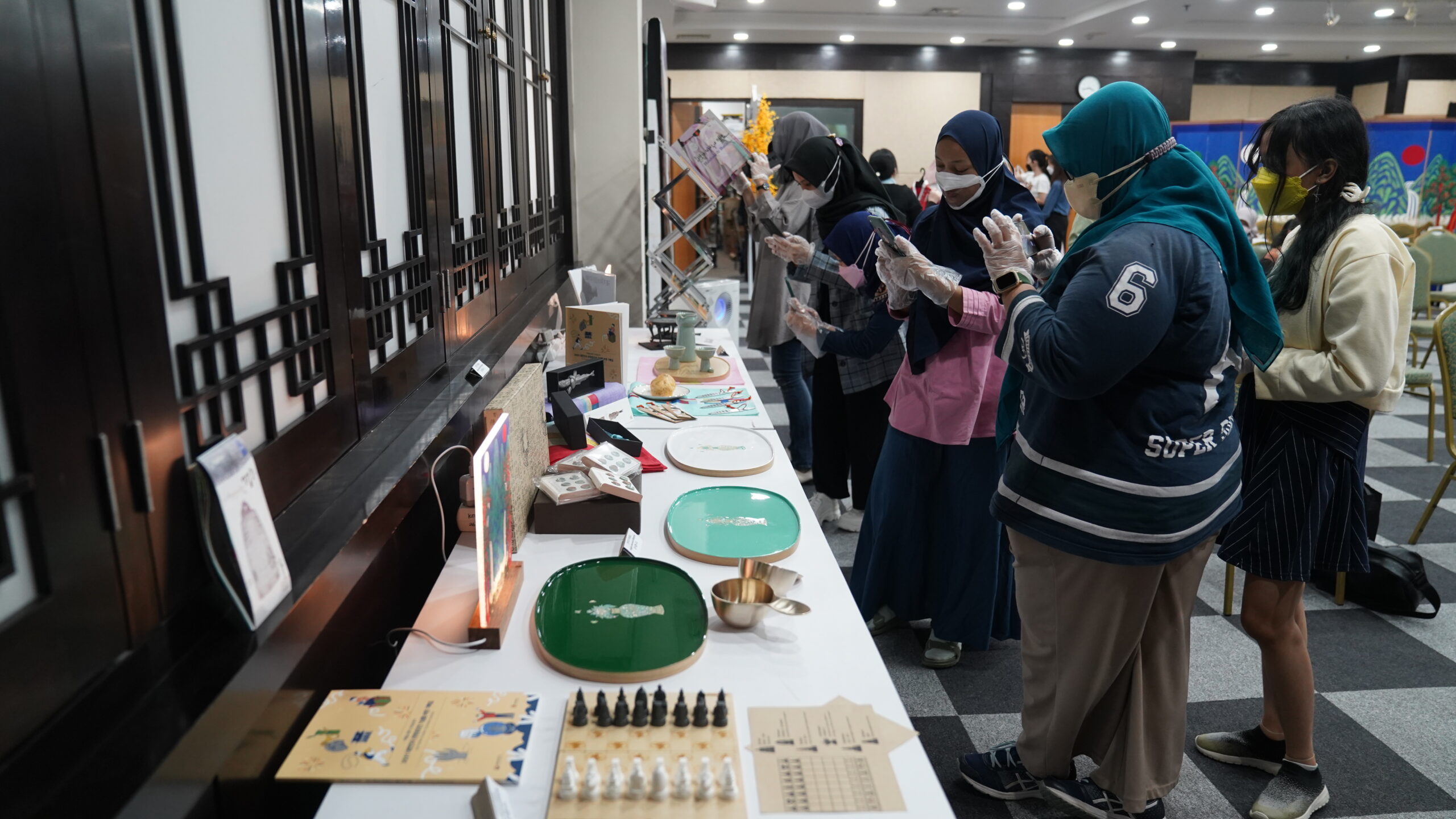 KCCI Kemas Salah Satu Budaya Asli Korea dalam “Weekly Hanbok”