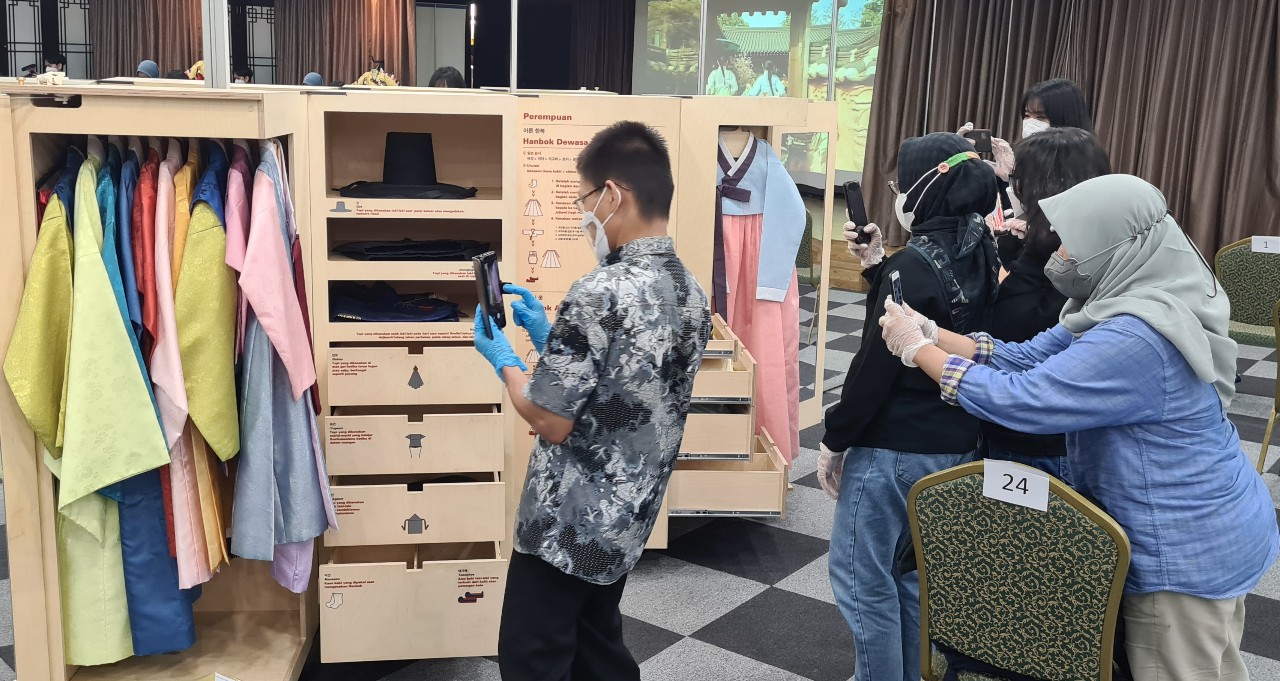 KCCI Kemas Salah Satu Budaya Asli Korea dalam “Weekly Hanbok”