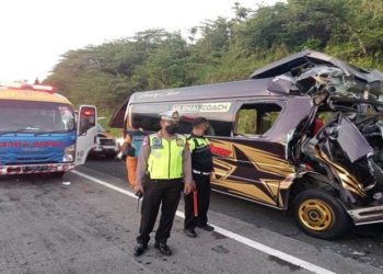 Begini Cara Menekan Fatalitas Kecelakaan Tabrak Belakang Truk