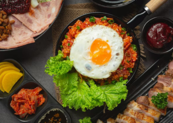 Pecinta Korea Merapat! Rekomendasi Ini Bisa Jadi Referensi Teman Makanmu