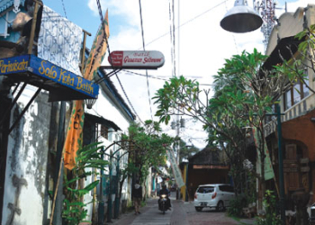 Pesona Magis Kampung Batik Kauman Solo: Sentuhan Sejarah dan Kreativitas Berpadu