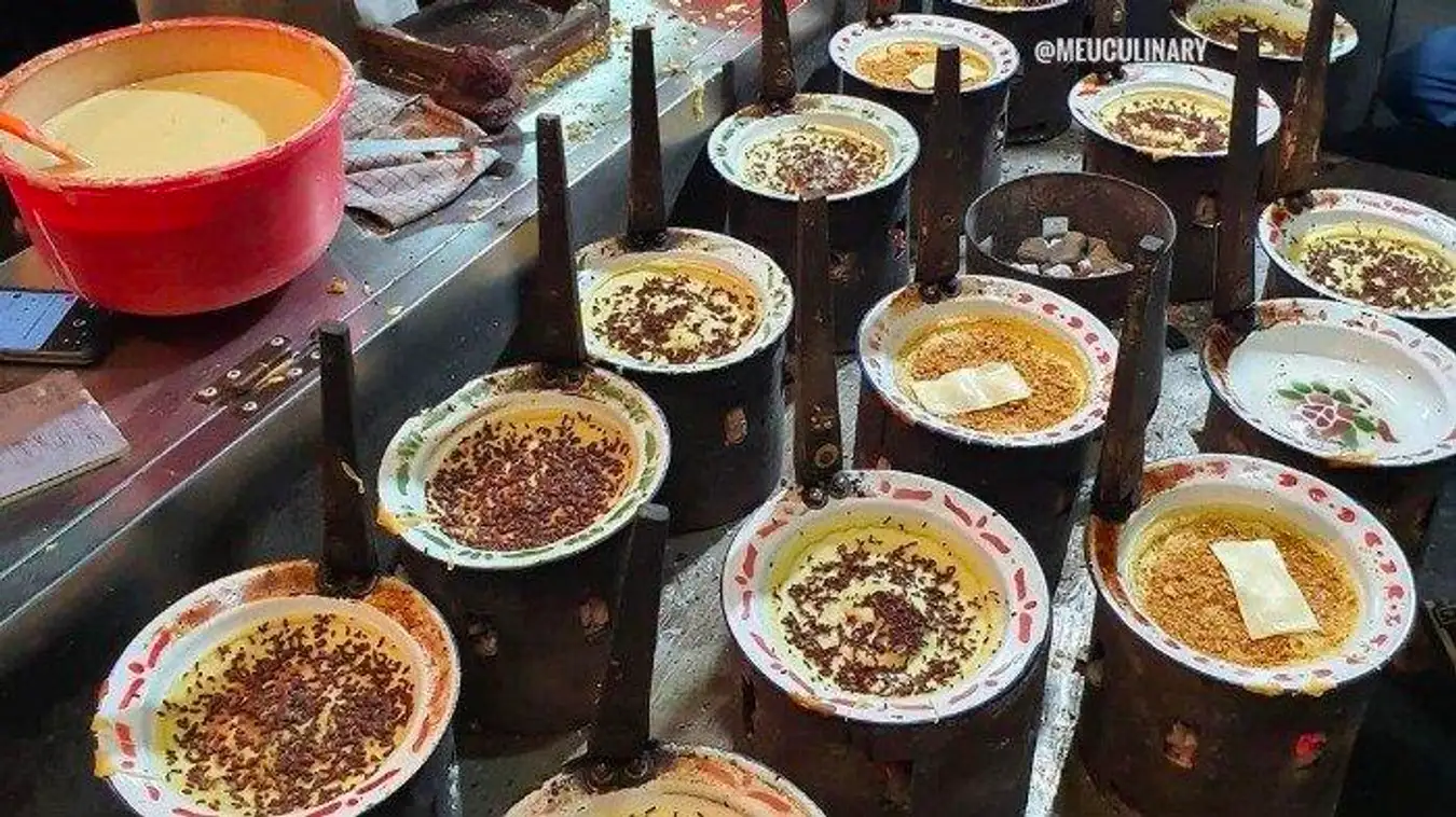 Mencicipi Kuliner Unik dari Medan, Martabak Piring