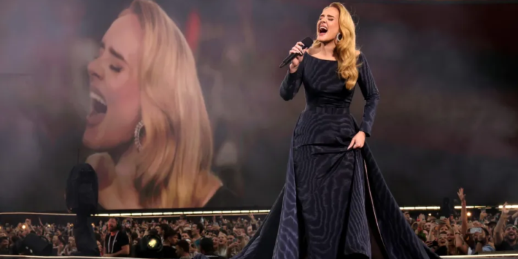 Adele Berencana Rehat dari Dunia Musik