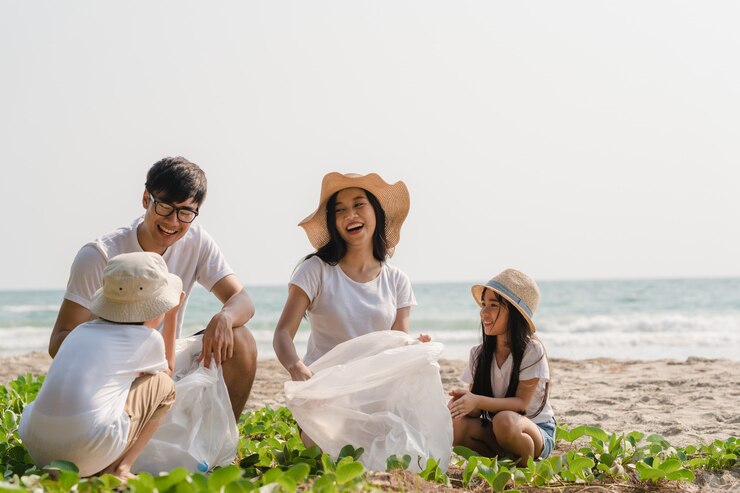 Natal dan Tahun Baru Semakin Dekat! Yuk, Simak Tips Liburan Hemat Berikut Ini