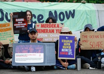 Pemuda-pemudi Gen Z Menagih Tanggung Jawab Iklim