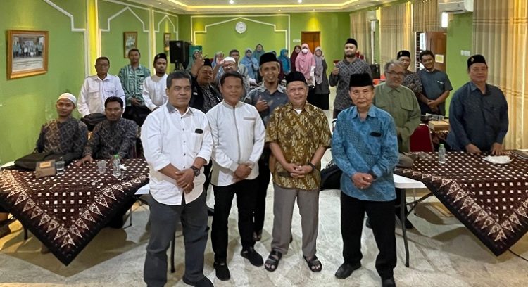 STIE Swasta Mandiri Beri Pelatihan Akuntansi kepada Pengelola Yayasan Pendidikan Islam Al Mukmin Ngruki