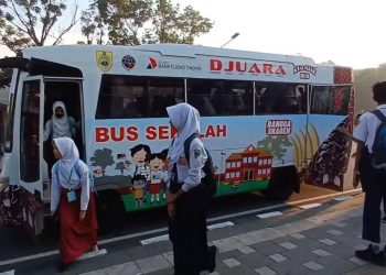 Bus Gratis Sragen: Dari Hibah Instansi, Untuk Pendidikan Anak Bangsa