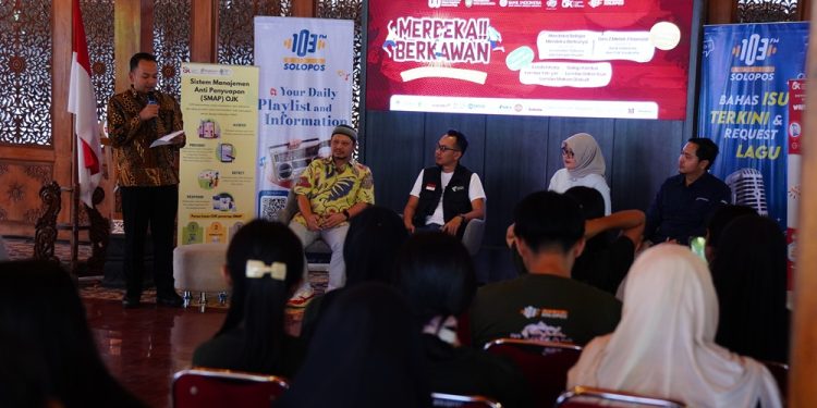 Lewat Merdeka Berkawan, Pengurus OSIS SMA Solo Diajak Melek Finansial dan Merdeka Berkarya