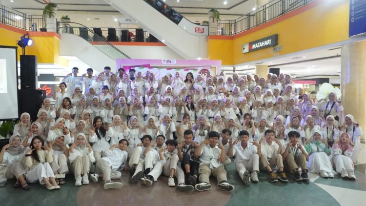 Diselenggarakan FKIP UNS, Puluhan Anak Disabilitas Unjuk Kemampuan di NEO SGM