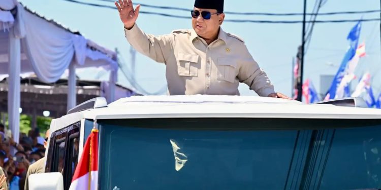 Presiden Prabowo Minta Anak-Anak Sekolah Tak Perlu Sambut Dirinya di Pinggir Jalan