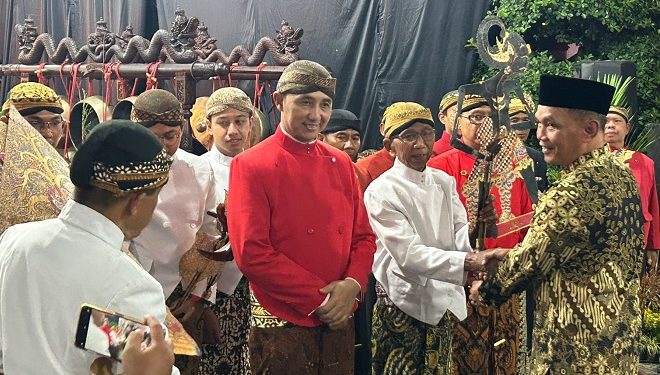 Wow, 23 Dalang Karanganyar Gotong Royong Pentaskan Wayang Kulit 30 Jam Nonstop