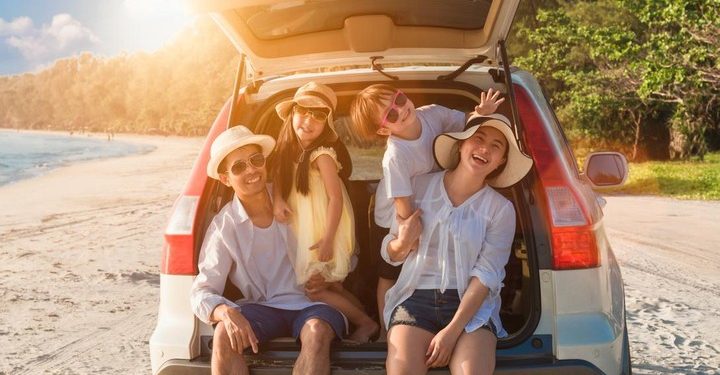 Survey : Masyarakat Indonesia Gemar Liburan Singkat