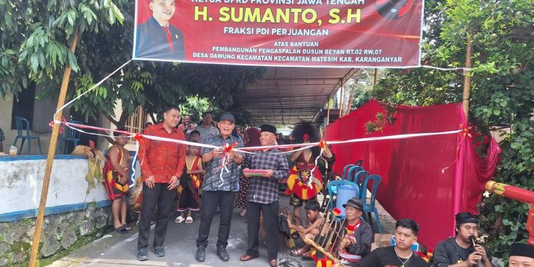 ketua dprd jateng sumanto pengaspalan jalan