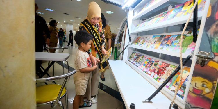 pojok baca neo solo grand mall