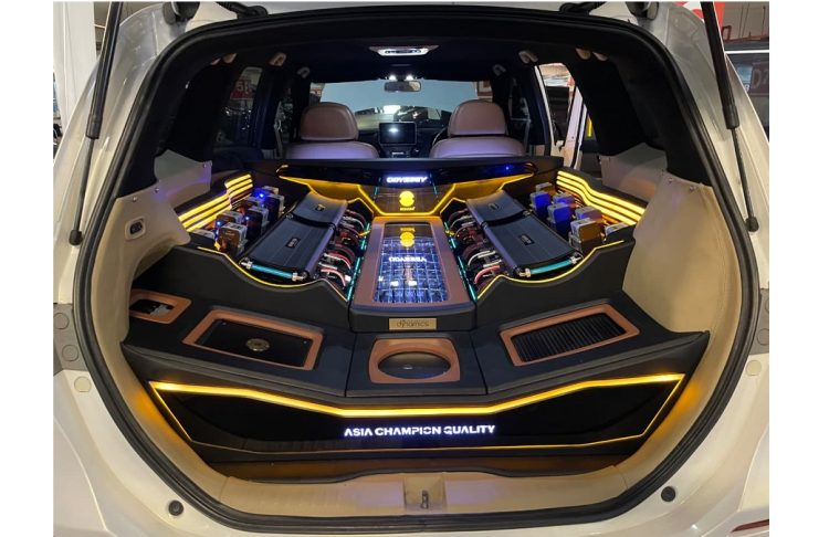 Sesaki NEO Solo Grand Mall, Puluhan Penghobi Car Audio Berkompetisi jadi yang Terbaik