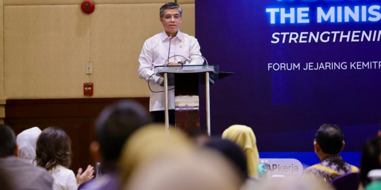 Menaker : Kesempatan Kerja Tetap Terbuka di Tengah Tantangan Global