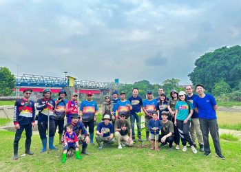 Peringati Hari Bumi, Hotel Adhiwangsa & BBWS Kolaborasi Tanam Pohon di Urban Forest Bengawan Solo