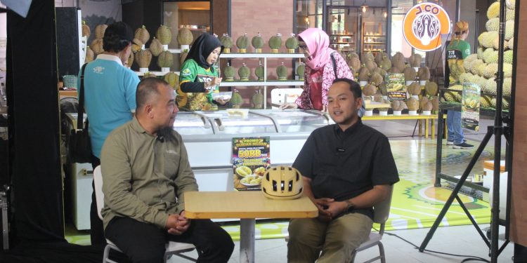 Mas Wali Apresiasi Festival Durian NEO Solo Grand Mall, Ingatkan Warga Soal Pengelolaan Sampah