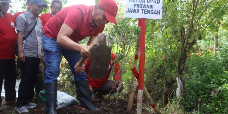 Sumanto Canangkan Program Jaga Kali Merawat Bumi, Tanam Pohon Penyimpan Air di Sekitar Sungai
