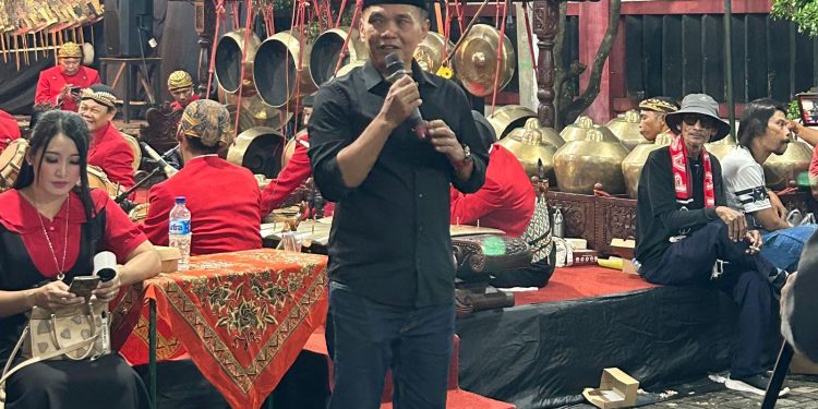 Gelar Wayang Kulit Lakon Gatotkaca Sungging, Ketua DPRD Jateng Sumanto Singgung Nilai Kepahlawanan dan Pengabdian
