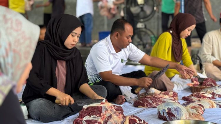 Idul Adha 1447 H, Lorin Group Solo Sembelih 6 Ekor Sapi dan 4 Kambing, Distribusi 900 Kantong Daging